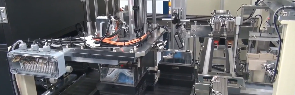 헬륨 누설 검사기